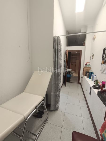 Foto 7488c2d8-0a7b-44b5-b539-c1b7a99ce56a. Local comercial a Reyes Parla