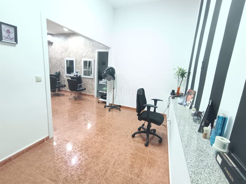 Foto a03c7385-2d4c-4a4d-a60b-43d0e03ce04d. Local comercial a Reyes Parla