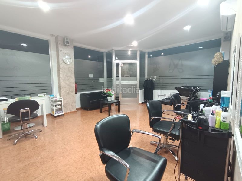 Foto f20274e7-d661-4977-a642-c866fcccc760. Local comercial a Reyes Parla
