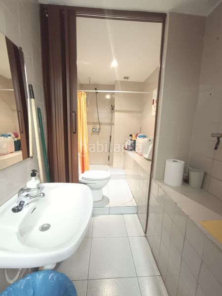 Foto fb8e2c0b-cd48-47c7-9894-d4882b3e33cc. Local comercial a Reyes Parla