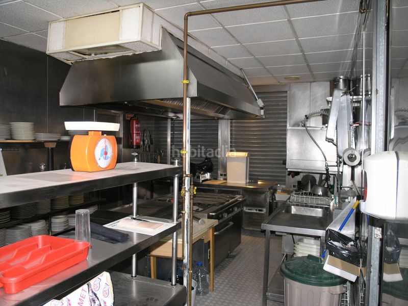 Foto a9754c97-51e0-4ada-9f94-f88b9eeca47d. Edifici a Calle Pinto-San Roque Parla