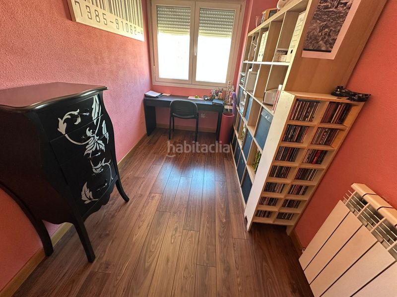 Foto fda48e3b-a28f-42e3-a1a3-2937ff4ee625. Piso casalia presenta piso seminuevo este en Parla este Parla