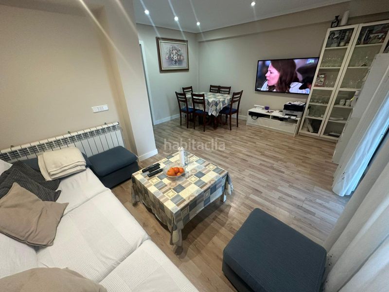 Foto 0d536f9b-b621-4751-a3be-9cc2fdfa3ab8. Pis amb calefacció aparcament piscina a Pintores-Ferial Parla