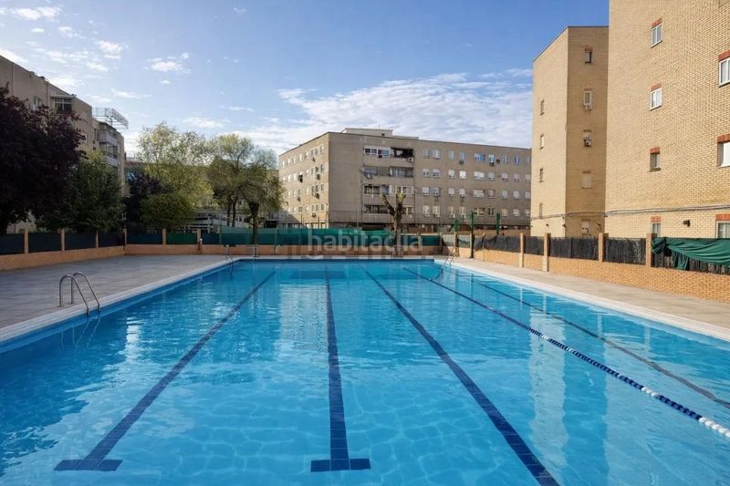 Foto 2a97a5f8-9b6b-4003-a490-3e0351af3ff4. Pis amb calefacció aparcament piscina a Pintores-Ferial Parla