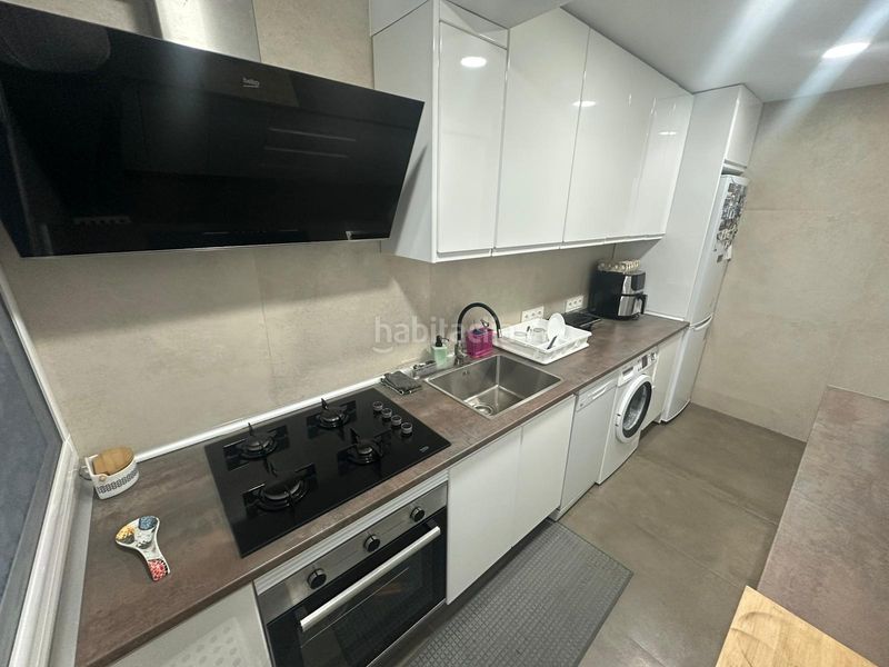 Foto a7668929-b636-4798-8fdc-6df89b3c150f. Pis amb calefacció aparcament piscina a Pintores-Ferial Parla