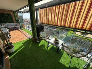 Appartamento in Parla Este. Casalia presenta: exclusiva vivienda en urbanización privada con