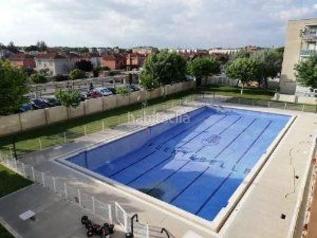 Foto 350fa279-1e57-42a6-8910-54cb9e16d5eb. Pis amb calefacció piscina a Fuentebella-San Fermín-El Leguario Parla