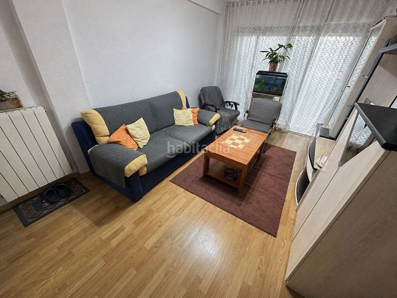 Foto f117fb0f-8aad-46aa-b600-0e8832cc5471. Pis amb calefacció piscina a Fuentebella-San Fermín-El Leguario Parla