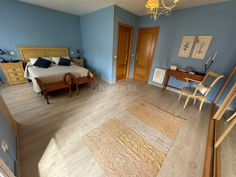 Foto cf67b95d-b231-4fff-a08c-022da4bedf41. Casa adossada amb calefacció aparcament piscina a Parla