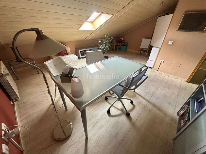 Foto faa37074-b8d6-4c5f-8ae7-d2bcebec7dd2. Casa adossada amb calefacció aparcament piscina a Parla