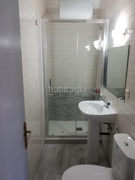 Foto 632df7ec-f8ea-4791-8e3a-d502cad442e5. Pis a Pintores-Ferial Parla