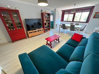 Pis a Villayuventus-Renfe. Casalia presenta: vivienda en urbanización privada con piscina y