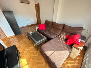 Flat in San José-Buenos Aires. Casalia presenta: vivienda luminosa con ascensor en pinto