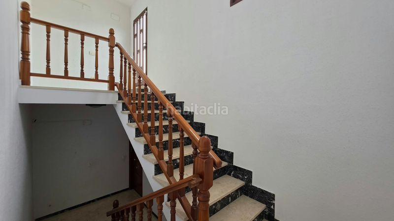 Foto a377b3c6-4ba6-4371-ad8f-1de0631cbb17. Casa amb calefacció aparcament a Centro Parla
