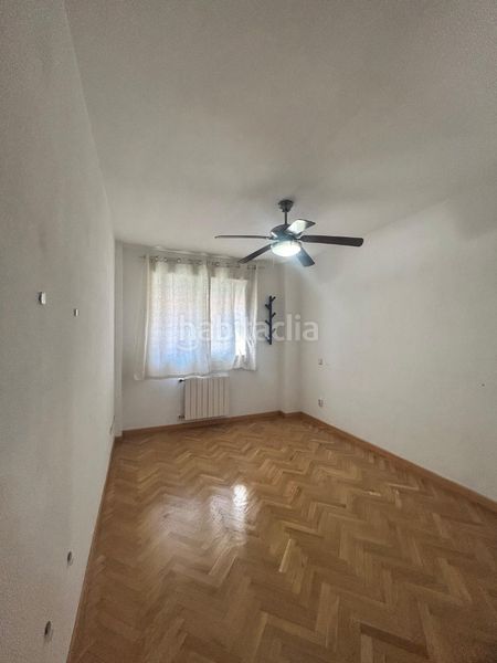 Foto d36c19d1-a261-4630-83a0-b332dffbead2. Etagenwohnung mit heizung pool in Laguna Park Parla