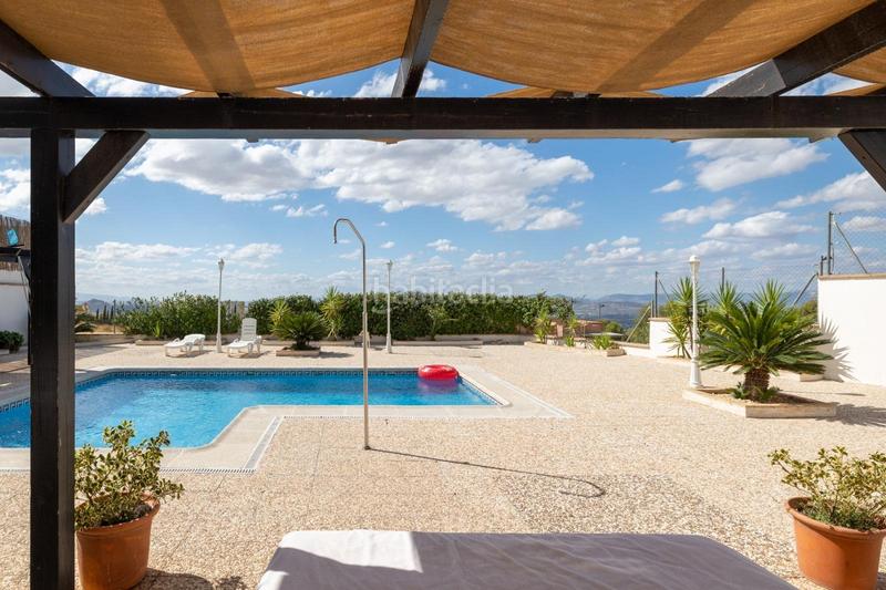 Foto ba4cc4f2-c5aa-4186-8197-9a27a8bcb416. Chalet mit heizung parking pool in Altos de la Zubia Zubia (La)