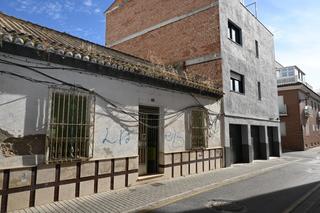 Terreny residencial  Calle rojano. Casa de una planta en maracena, para reconstruir a tu antojo