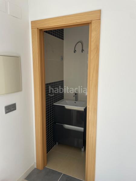 Foto 57a70ed5-f6d0-4f18-96a6-e50306674b0a. Local comercial a La Zubia Ciudad Zubia (La)