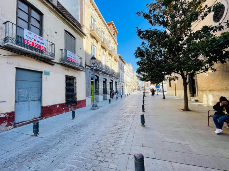 Foto 5266b913-f5c5-48d0-aa7b-67abc079bc66. Casa pareada gran casa para reformar o tirar en pleno centro del pueblo en Santa Fe