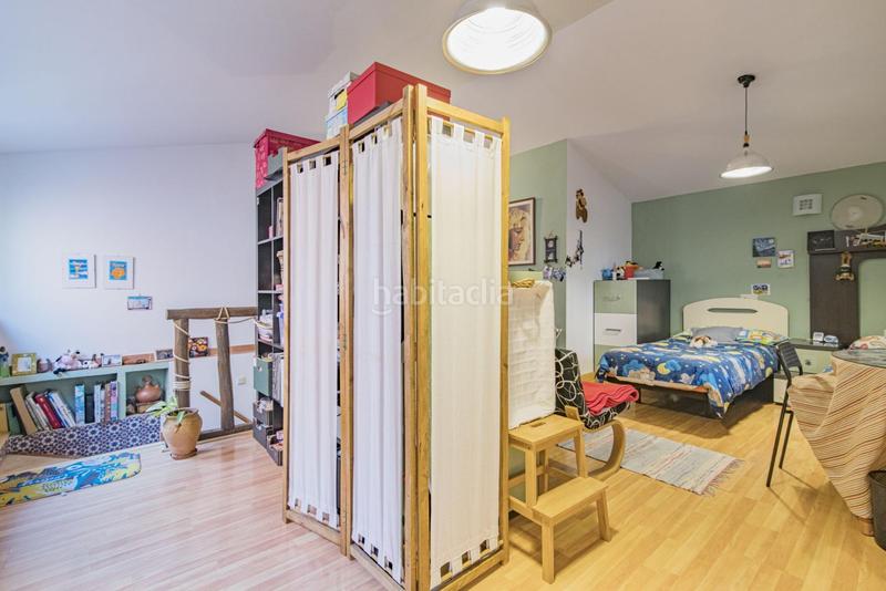Foto d03c92ab-3a68-4e2a-801e-289a0ad22c2d. Semi detached house with heating parking in Centro - Sagrario Granada