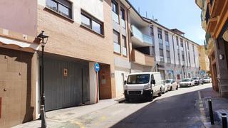 Aparcament cotxe  Calle parras. Plaza de garaje céntrica en ogíjares, junto a mercadona