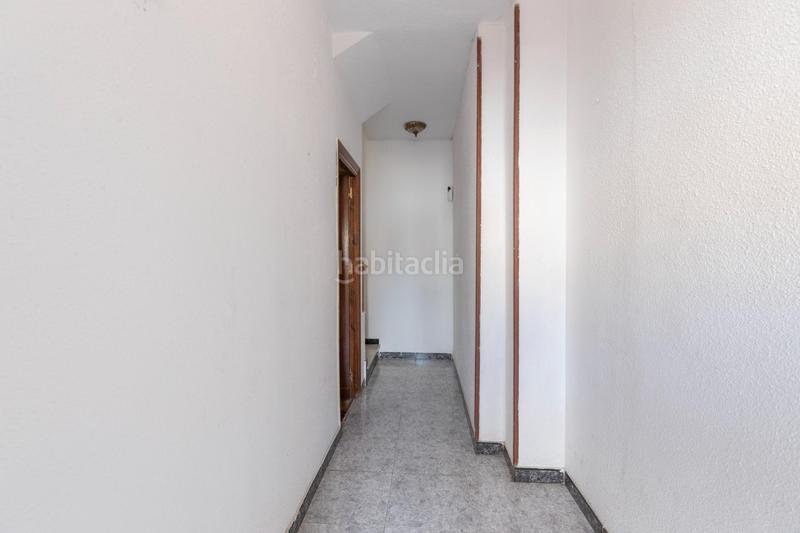 Foto 1e2252cc-afac-48d2-9a4d-12f3f103804c. Casa adossada amb aparcament a San Miguel Armilla