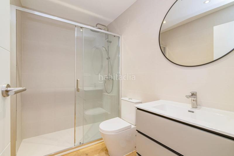 Foto e97c8ca7-56ca-4d68-abaa-cfddc7ce62be. Pis amb calefacció a Pajaritos Granada