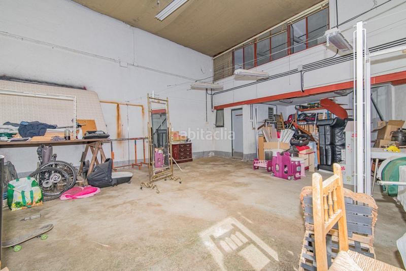 Foto 5a63f5f3-b20c-4ebe-aa38-1dc0cb3a0ae2. Casa en malaga se pone a la venta casa local comercial nave en Zubia (La)