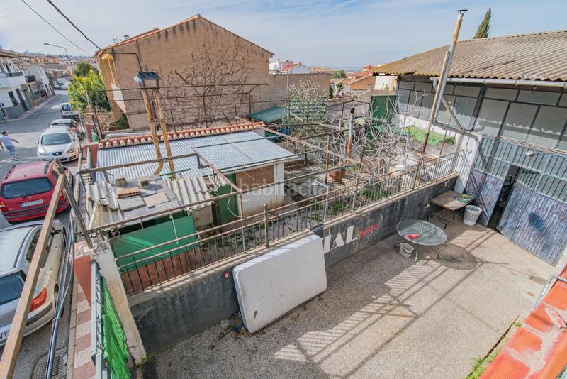 Foto 77bcb1c3-ef2b-426e-9586-7c4c2e853509. Casa en malaga se pone a la venta casa local comercial nave en Zubia (La)