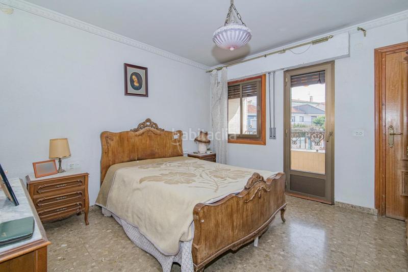 Foto fd742817-633c-41a0-87e1-79a1a9fbf872. Casa en malaga se pone a la venta casa local comercial nave en Zubia (La)