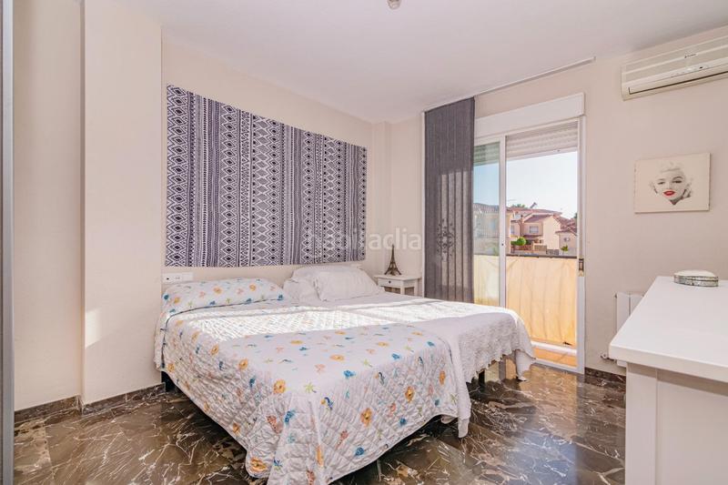 Foto 47e2f09e-47e3-40f7-bedc-e1c4703d690a. Casa pareada en calle vendimia en Huétor Vega