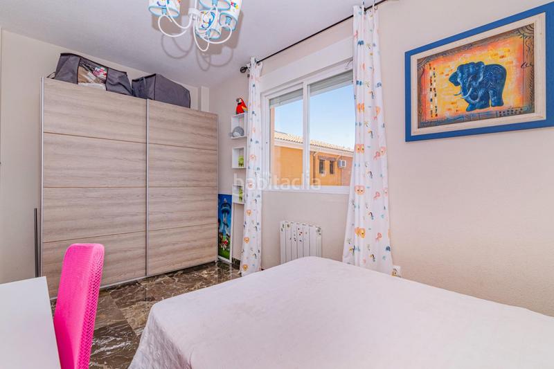 Foto 835f7365-32c0-47ee-bb1d-e66dd08461f1. Casa pareada en calle vendimia en Huétor Vega