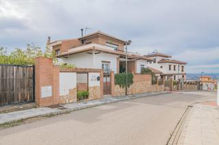 Xalet  Cullar vega. Chalet independiente en los altos de la zubia