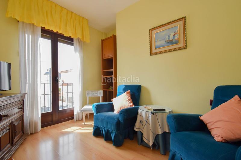 Foto 2de4ed43-56aa-484f-9887-1d07bfca4013. Chalet en calle alelies (vent) impresionante chalet dividido en dos viviendas! en Cúllar Vega