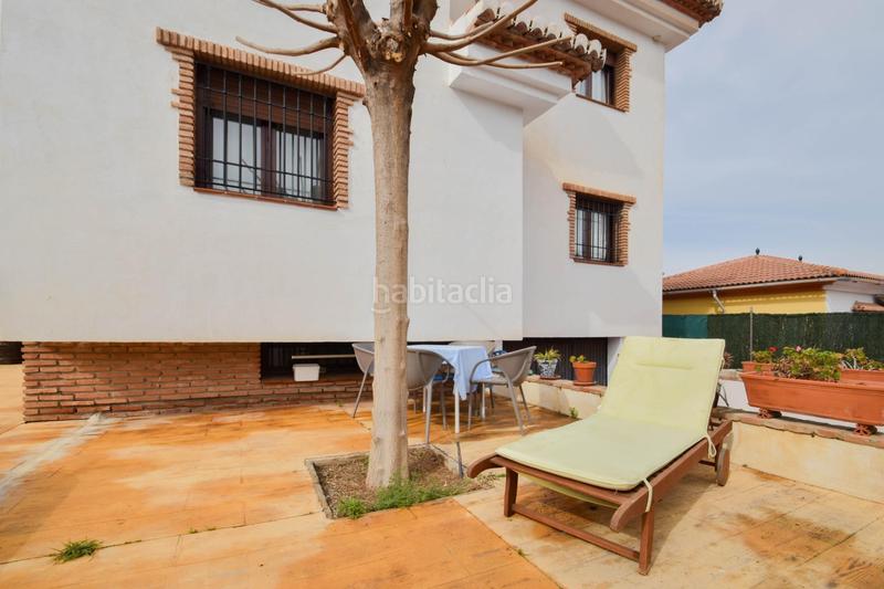 Foto bf38d9a6-657d-4723-8058-205e883d78da. Chalet en calle alelies (vent) impresionante chalet dividido en dos viviendas! en Cúllar Vega