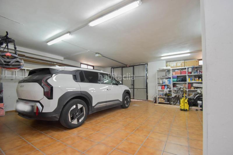 Foto f3f7cd92-34e6-4dba-a49f-65e8bd0aebcc. Chalet en calle alelies (vent) impresionante chalet dividido en dos viviendas! en Cúllar Vega