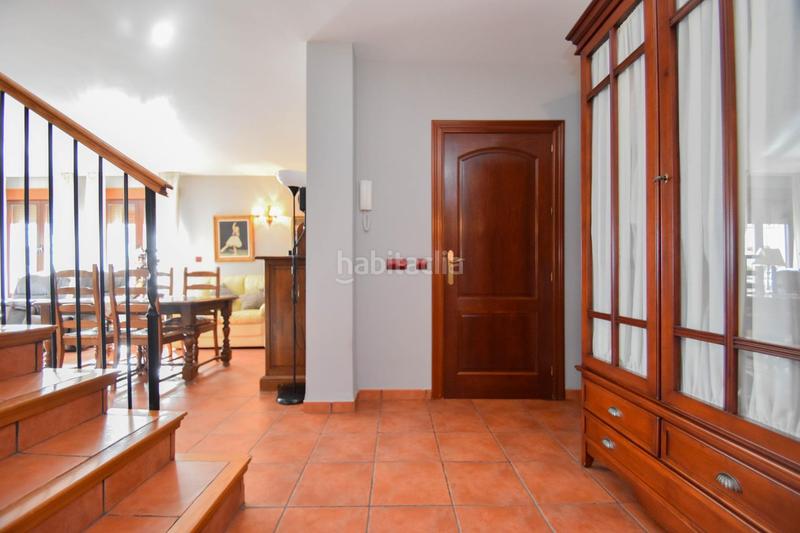 Foto f92cd6a2-ee65-4de9-8fe0-c5de830d7ce8. Chalet en calle alelies (vent) impresionante chalet dividido en dos viviendas! en Cúllar Vega