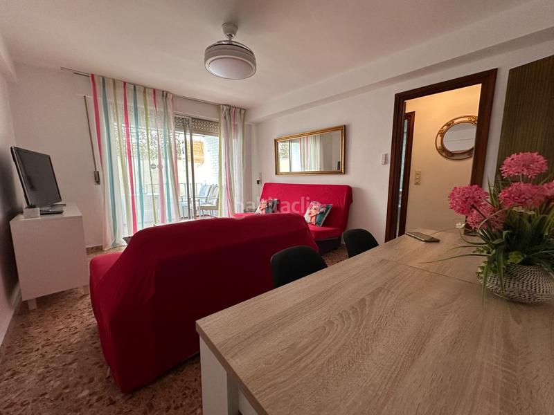 Foto eab74efb-b73d-4ef6-b2d1-1d150a1f5940. Piso apartamento en almuñecar playa de san cristobal. en Almuñécar