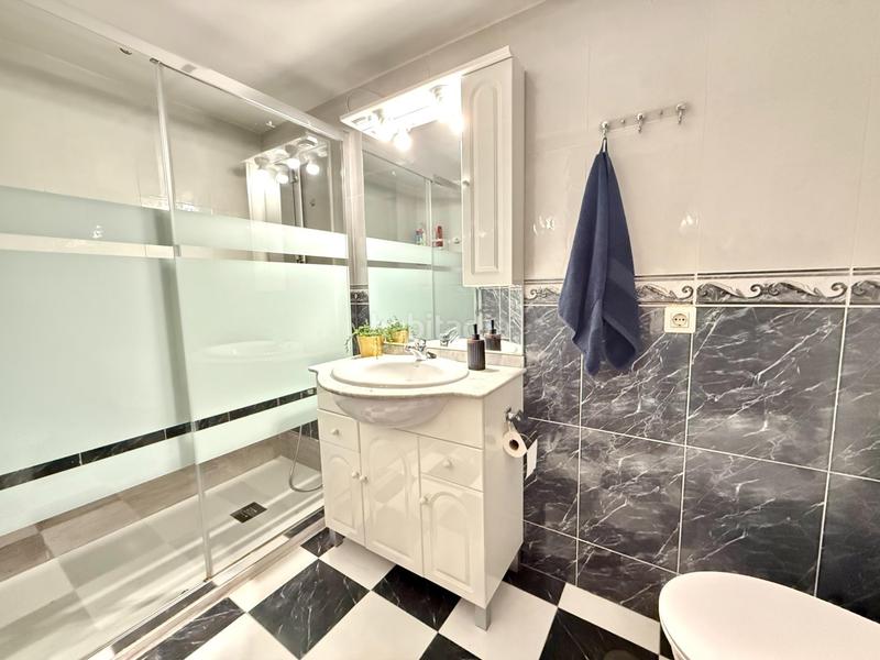 Foto c8ec6f0c-35b2-4674-8a77-a6514a09a9db. Piso  , con piscina, garaje, trastero y excelente comunicación! en Maracena