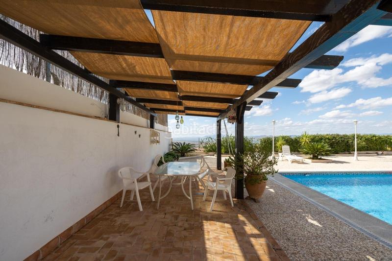 Foto d4ae94b8-d2e6-45b1-a560-68f8cdb9b780. Chalet en Altos de la Zubia Zubia (La)