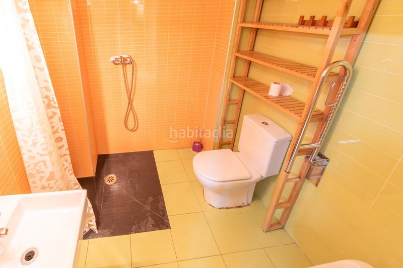 Foto 7a963330-6496-4d77-b07b-7c6c5d866953. Local comercial gimnasio junto a recogidas en Fígares Granada