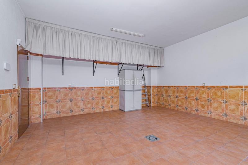 Foto 26fd2e33-4857-4b5b-9d76-983c550ee69c. Casa adosada venta de casa haciendo esquina y lista para entrar a vivir en Pinos Puente