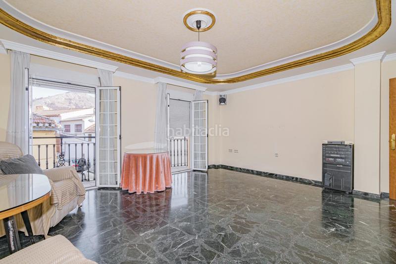 Foto 81a7f8ff-efd3-4cac-8fb8-7b9cd5212a1d. Casa adosada venta de casa haciendo esquina y lista para entrar a vivir en Pinos Puente