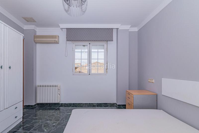Foto 8495aed0-9f7d-4942-b78c-2a13bc3c8c55. Casa adosada venta de casa haciendo esquina y lista para entrar a vivir en Pinos Puente
