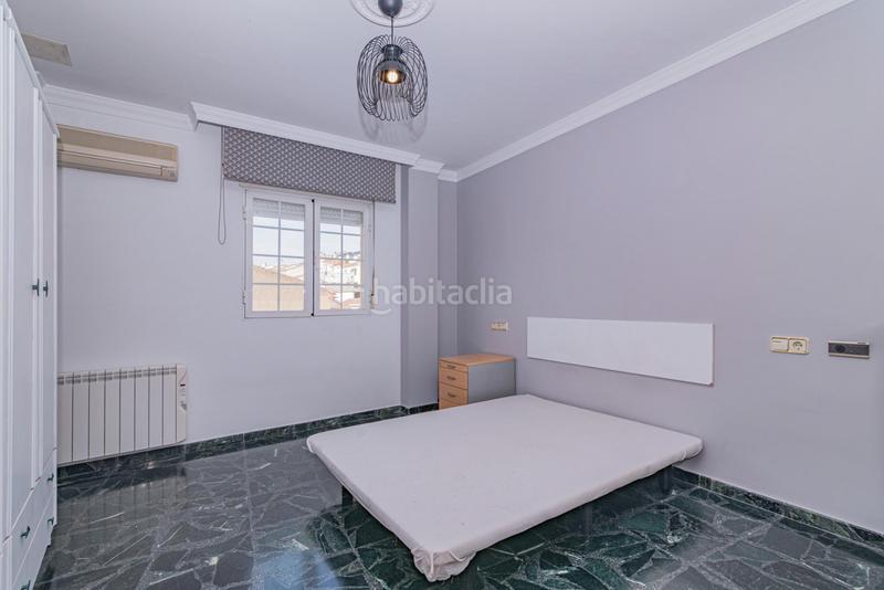Foto c059b2dd-94dd-41e4-8d23-a70b91ca325c. Casa adosada venta de casa haciendo esquina y lista para entrar a vivir en Pinos Puente