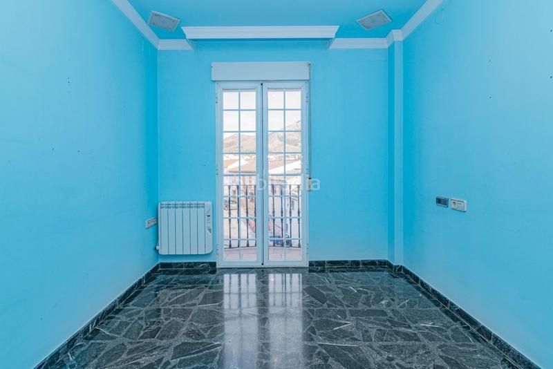 Foto f4f9e7d3-2e4c-41c5-a947-0dc55a8fd5c1. Casa adosada venta de casa haciendo esquina y lista para entrar a vivir en Pinos Puente