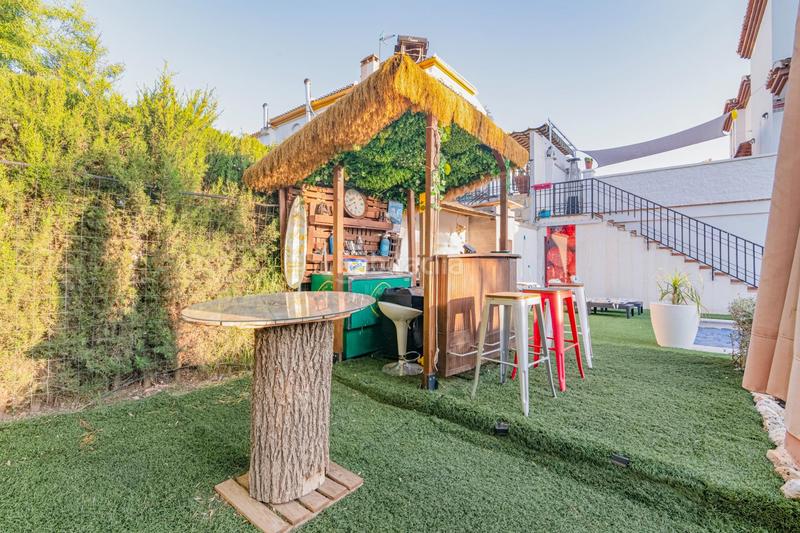 Foto 682f4a64-fee9-4491-ba65-a899d6a626bd. Casa pareada en calle abetos ur.monteluz descubre tu nuevo hogar sin honorarios al comprador en Peligros