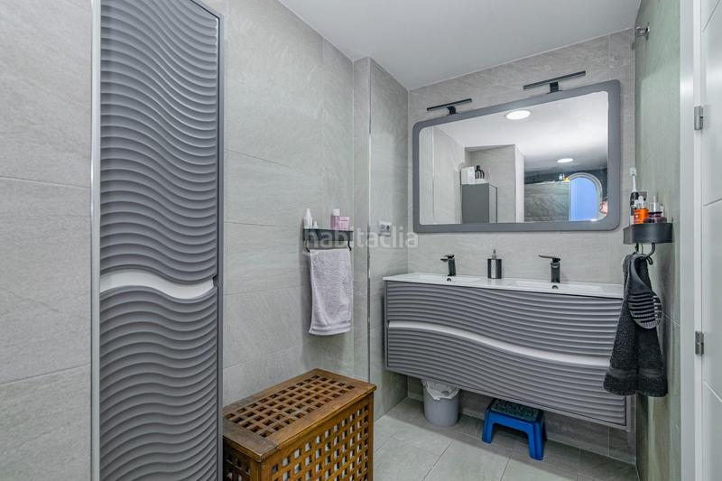 Foto aef4d8eb-0f12-43b5-ac5d-28db527ca74d. Casa pareada en calle abetos ur.monteluz descubre tu nuevo hogar sin honorarios al comprador en Peligros