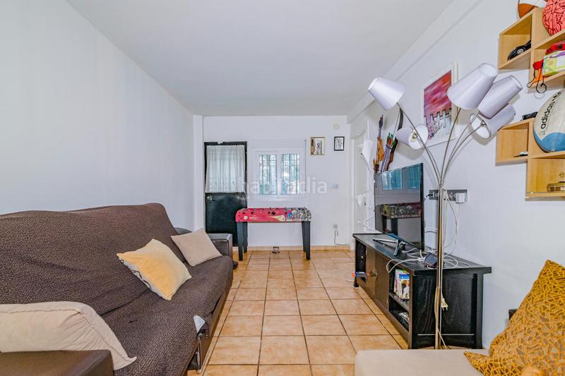 Foto c488d1d6-102c-4ac1-942e-0ca0d5b985db. Casa pareada en calle abetos ur.monteluz descubre tu nuevo hogar sin honorarios al comprador en Peligros