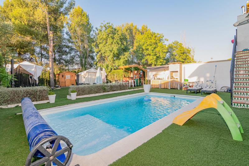 Foto d830e3b0-9a56-414f-a312-9ca1a59e2983. Casa pareada en calle abetos ur.monteluz descubre tu nuevo hogar sin honorarios al comprador en Peligros